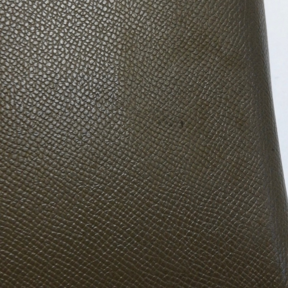 BURBERRY IPad CASE - Picture 7 of 9